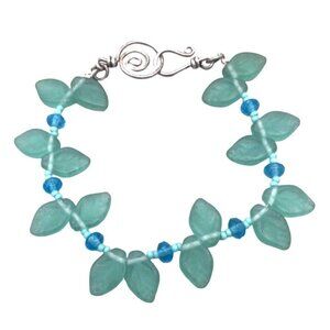 Green Leaf & Blue Beaded Glass Bracelet Silver Tone Hook Closure